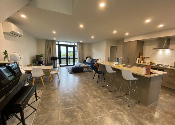  at 1/140 Office Road, Merivale, Christchurch City, Canterbury