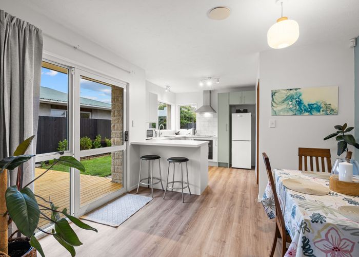  at 8A Janet Street, Upper Riccarton, Christchurch City, Canterbury