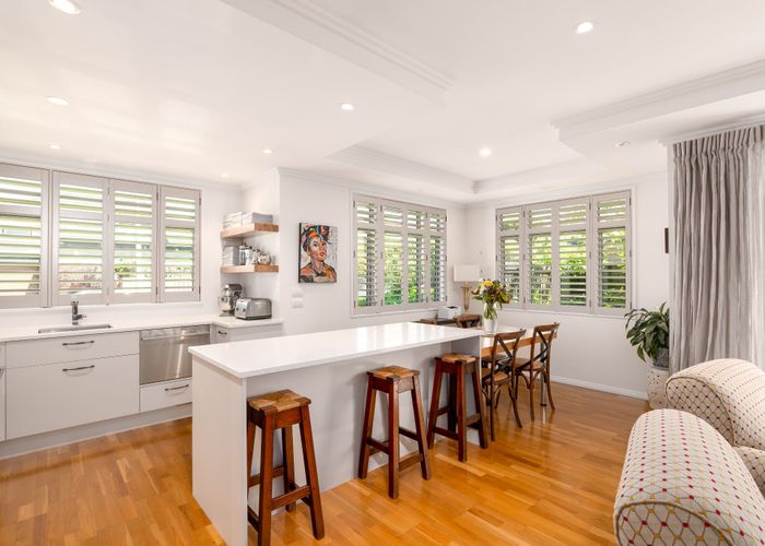  at 3 Woodford Terrace, Fendalton, Christchurch City, Canterbury