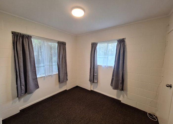  at 1/90 Kenderdine Road, Papatoetoe, Manukau City, Auckland