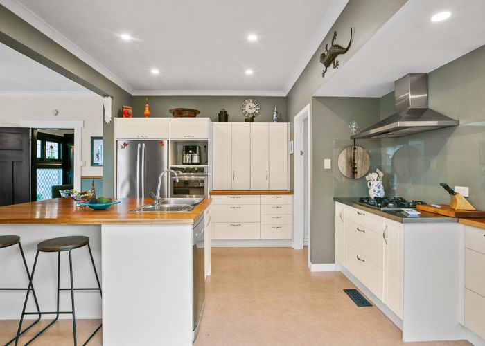  at 348 Saint Aubyn Street, Moturoa, New Plymouth