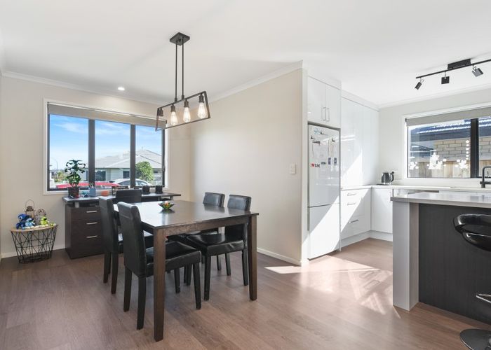  at 4 McCorquindale Drive, Flagstaff, Hamilton