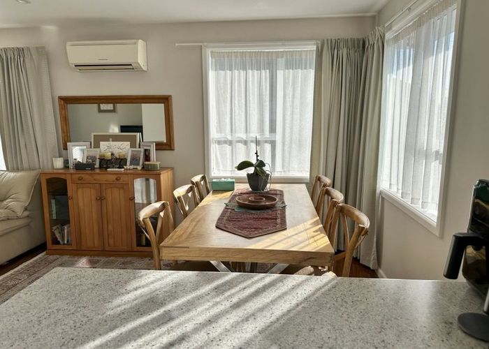  at 1/34 Woodbury Street , Avonhead, Christchurch City, Canterbury