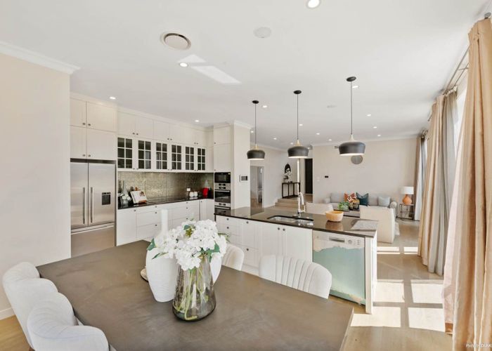  at 17 Lagonda Rise, Oteha, Auckland