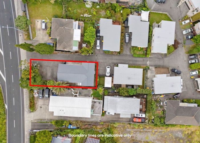  at 559 Glenfield Road, Glenfield, North Shore City, Auckland