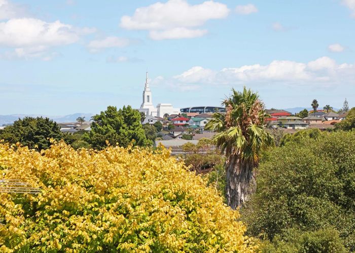  at 26 Kingsclere Place, Goodwood Heights, Auckland