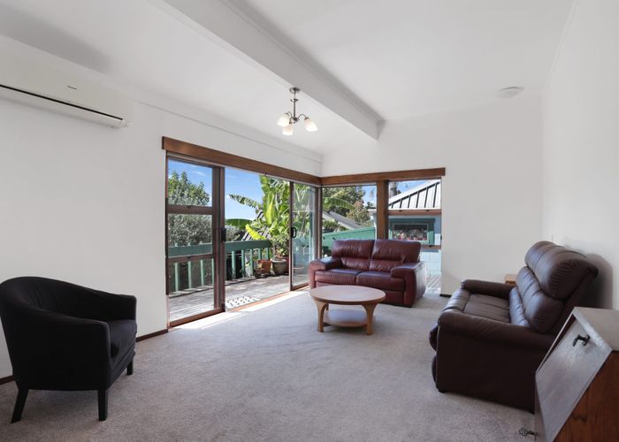  at 1/246 Titirangi Road, Titirangi, Waitakere City, Auckland