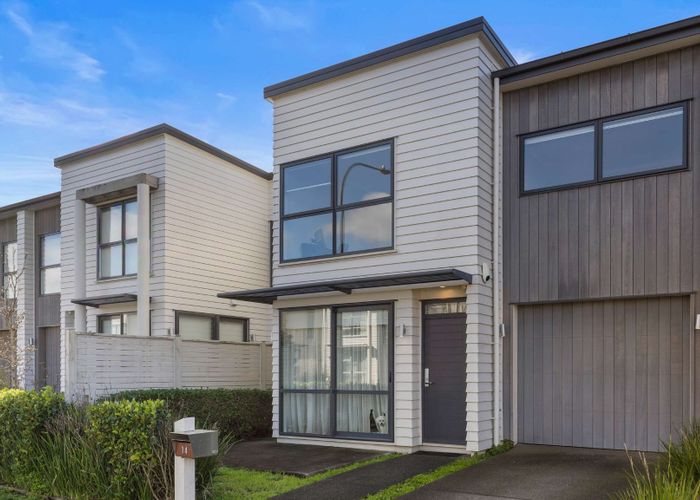  at 14 Costa Viva Crescent, Karaka, Papakura