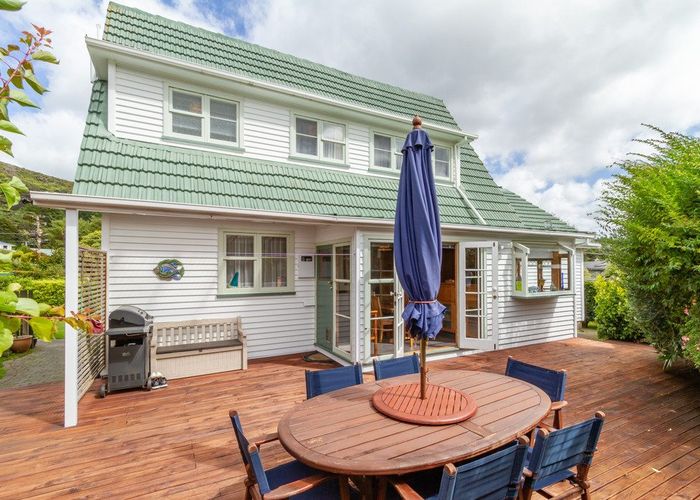  at 5 Tawhai Street, Stokes Valley, Lower Hutt, Wellington