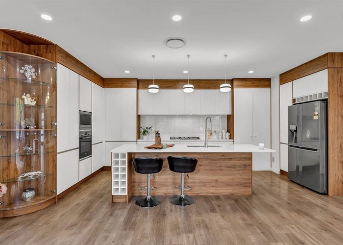  at 8 Arahanga Road, Flat Bush, Manukau City, Auckland