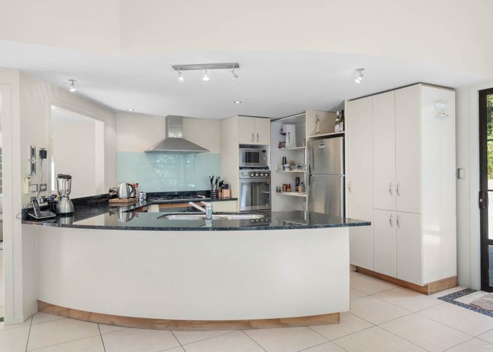  at 715 Scenic Drive, Henderson Valley, Auckland