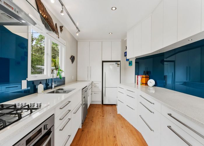  at 44 Tiri Tiri Road, Birkdale, North Shore City, Auckland