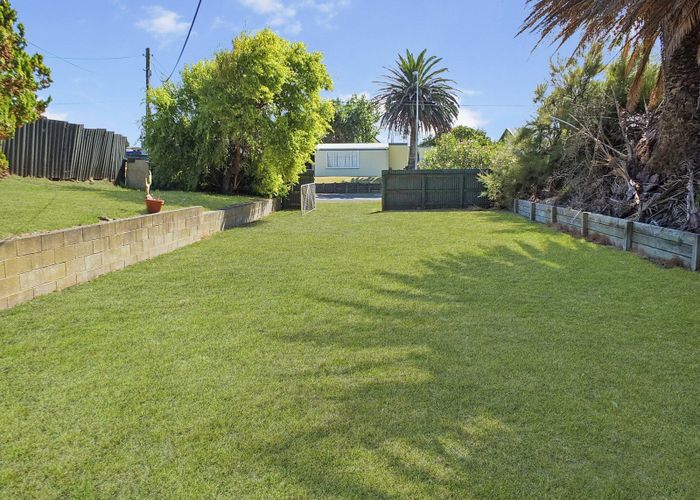  at 40 Pratt Avenue, Foxton Beach, Foxton