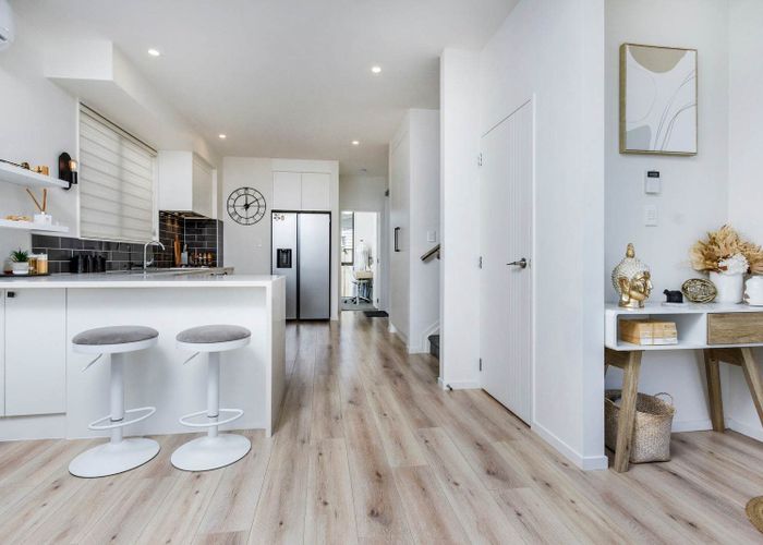  at 93 Bellbird Street, Papakura, Papakura