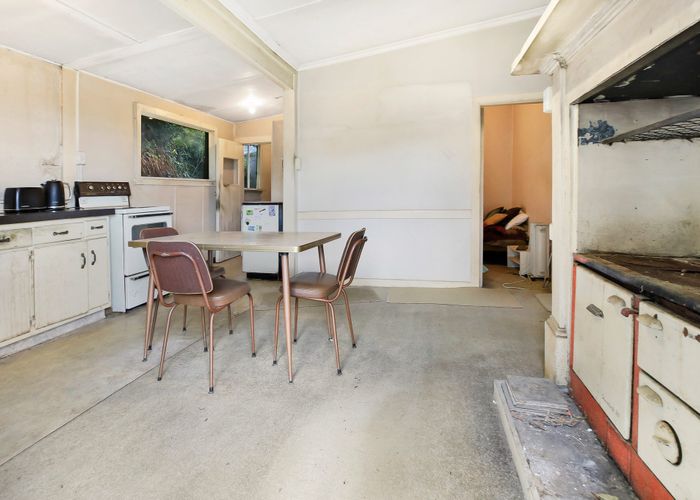  at 303 Campbell Street, Thames, Thames