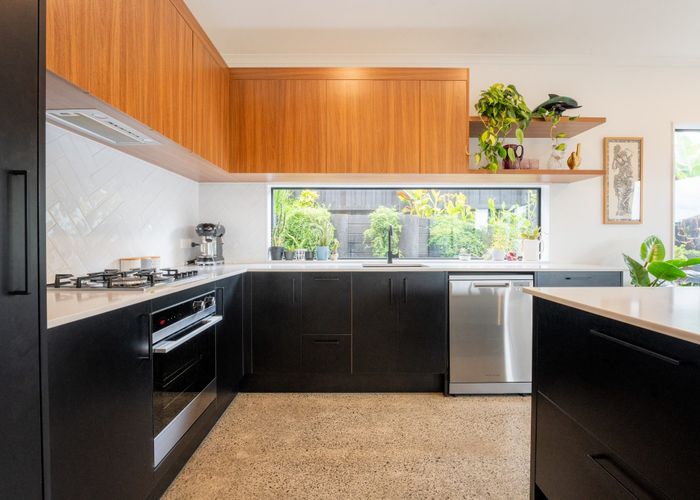  at 43B Golf Road, New Lynn, Auckland