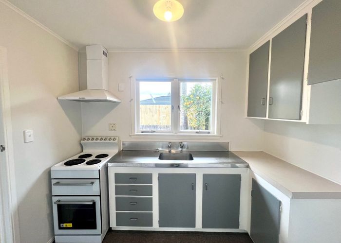  at 4/8 Winspear Place, Manukau, Manukau City, Auckland