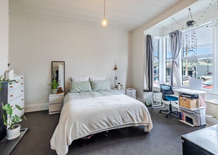  at 9 Clyde Street, North Dunedin, Dunedin