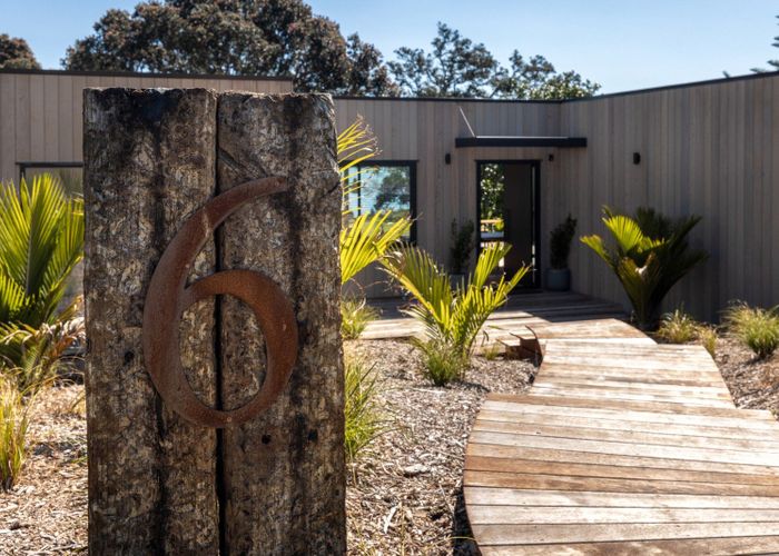  at 6 Esslin Road, Surfdale, Waiheke Island