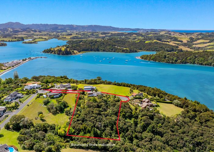  at 14 Kotare Place, Sandspit, Warkworth