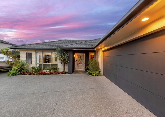  at 13 Kaitune Drive, Flat Bush, Manukau City, Auckland
