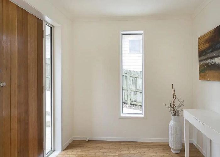  at 19B Te Atatu Road, Te Atatu South, Waitakere City, Auckland