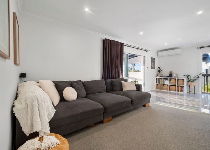  at 10 Gilshennan Valley, Red Beach, Red Beach