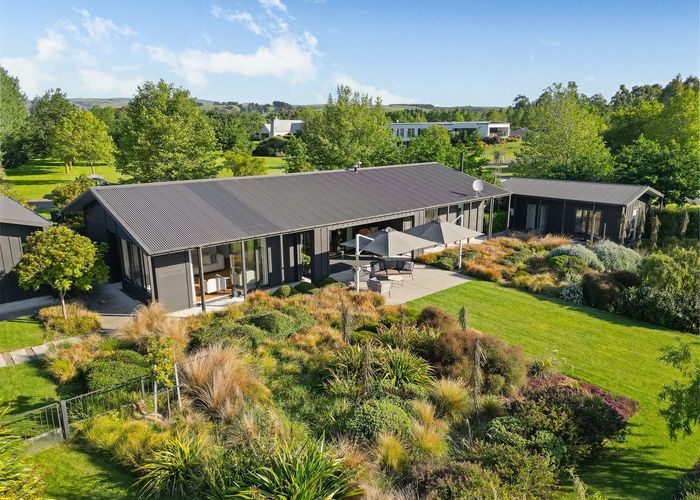  at 7 Fairway Drive, Martinborough