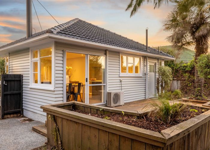  at 911 Ferry Road, Woolston, Christchurch