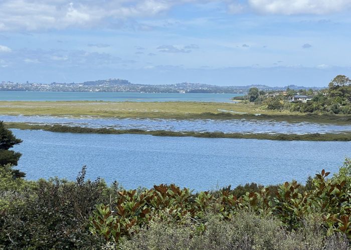  at 17 Constable Lane, West Harbour, Auckland