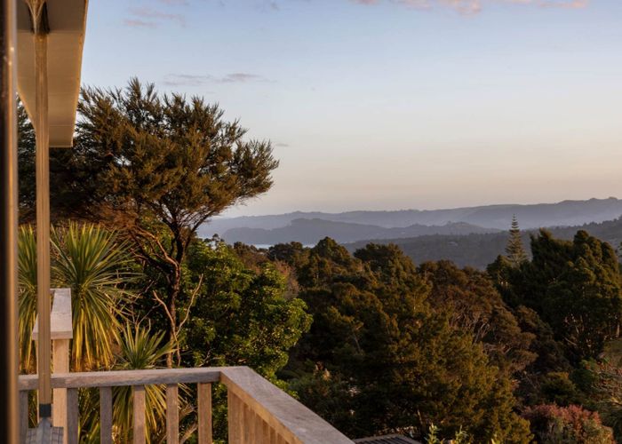  at 12 Victory Road, Laingholm, Waitakere City, Auckland
