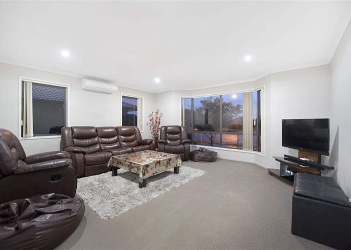  at 45 Thomas Road, Huntington, Hamilton