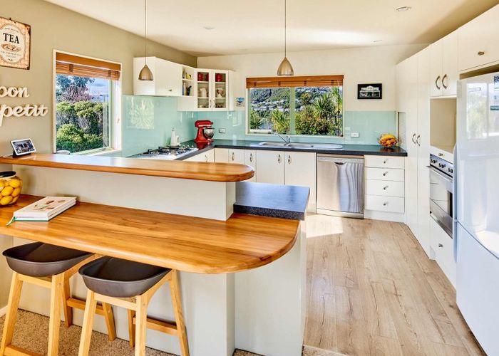 at 13 Seaview Road, Paremata, Porirua