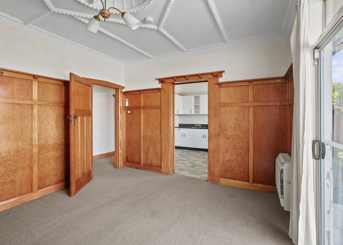  at 14 Mangorei Road, Strandon, New Plymouth
