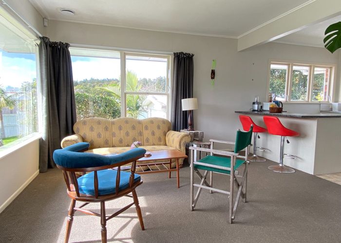 at 2/2 Northwick Place, Hillcrest, Auckland