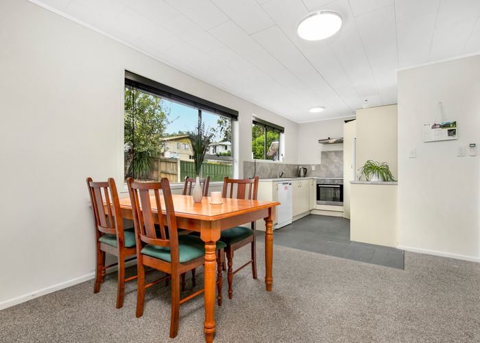  at 27 Hewlett Road, Massey, Auckland