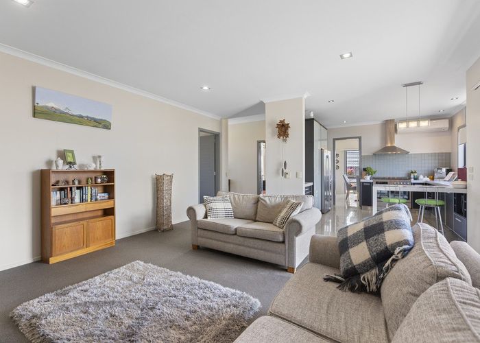  at 48 Karamea Street, Whalers Gate, New Plymouth