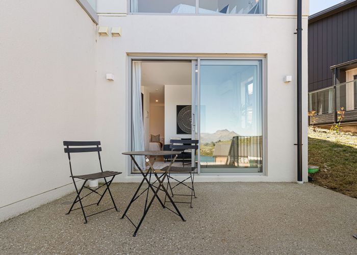  at 12 Florence Close, Queenstown Hill, Queenstown