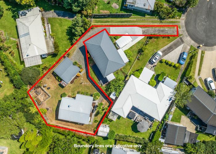  at 11a Gilpin Place, Beach Haven, North Shore City, Auckland