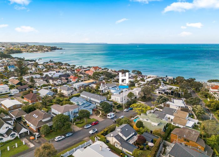  at 13 Cameron Street, Takapuna, North Shore City, Auckland
