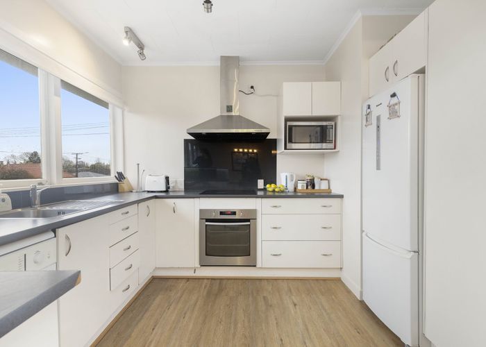  at 103 Cook Street, Hamilton East, Hamilton