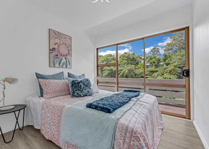  at 3/12 Sunnyside Road, Sunnyvale, Waitakere City, Auckland