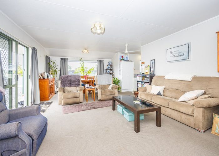  at 24 Shelley Jane Place, Dinsdale, Hamilton
