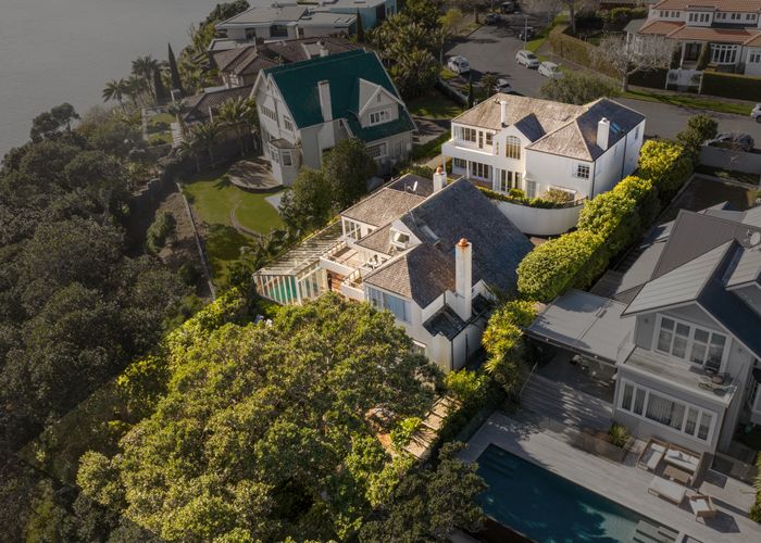  at 27A Burwood Crescent, Remuera, Auckland