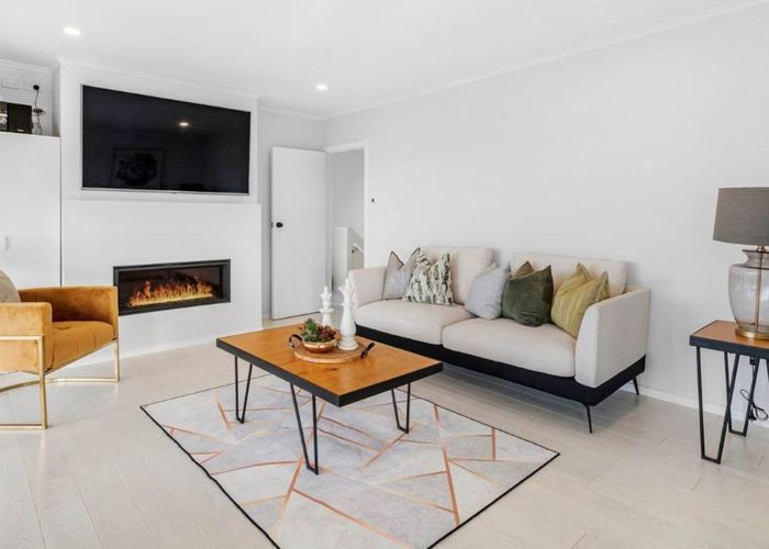  at 611b Glenfield Road, Glenfield, North Shore City, Auckland