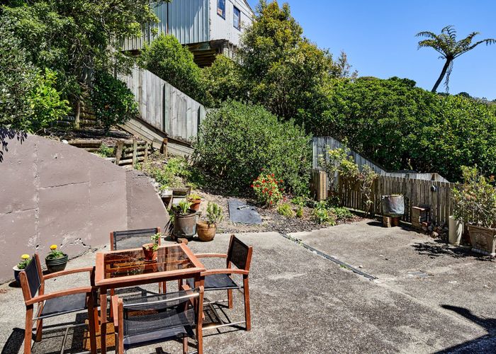  at 10 Sutherland Crescent, Melrose, Wellington