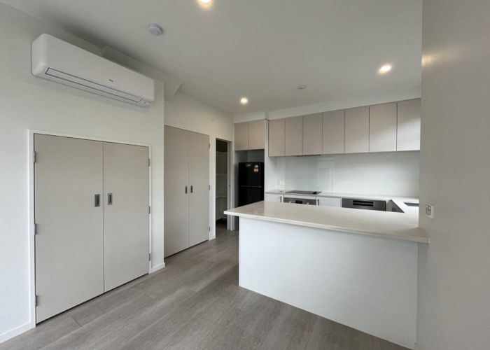  at 3/2 Moor Avenue, Te Atatu Peninsula, Waitakere City, Auckland