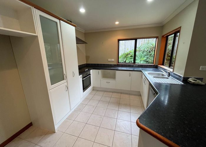  at 2/42 Mount Smart Road, Onehunga, Auckland