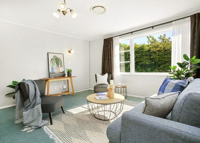  at 46 Handyside Street, Tawa, Wellington