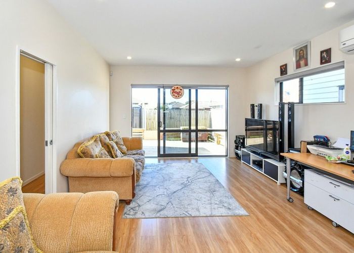  at 10 Tapuwae Way, Mangere Bridge, Auckland